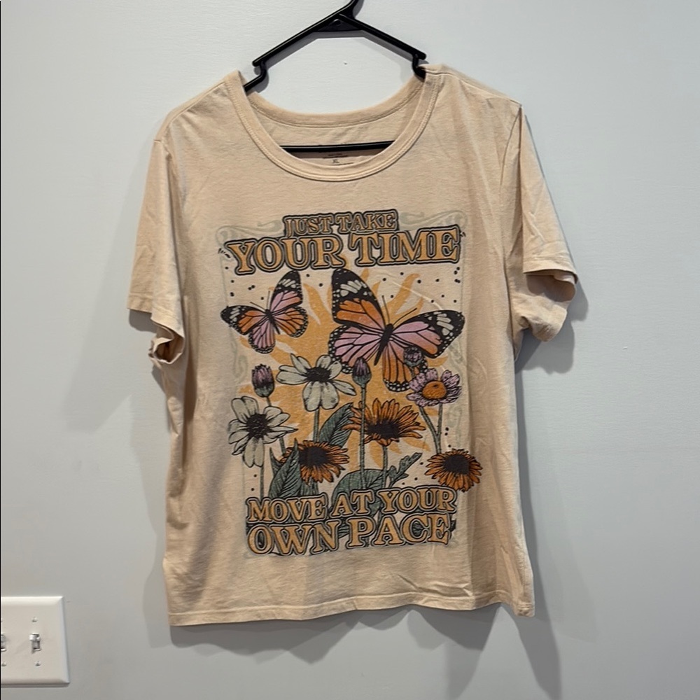 Zoe + Liv Beige Casual Tee